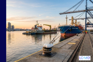 Statek jako narzędzie inwestycyjne: umowa czarteru statku bez załogi dla klienta